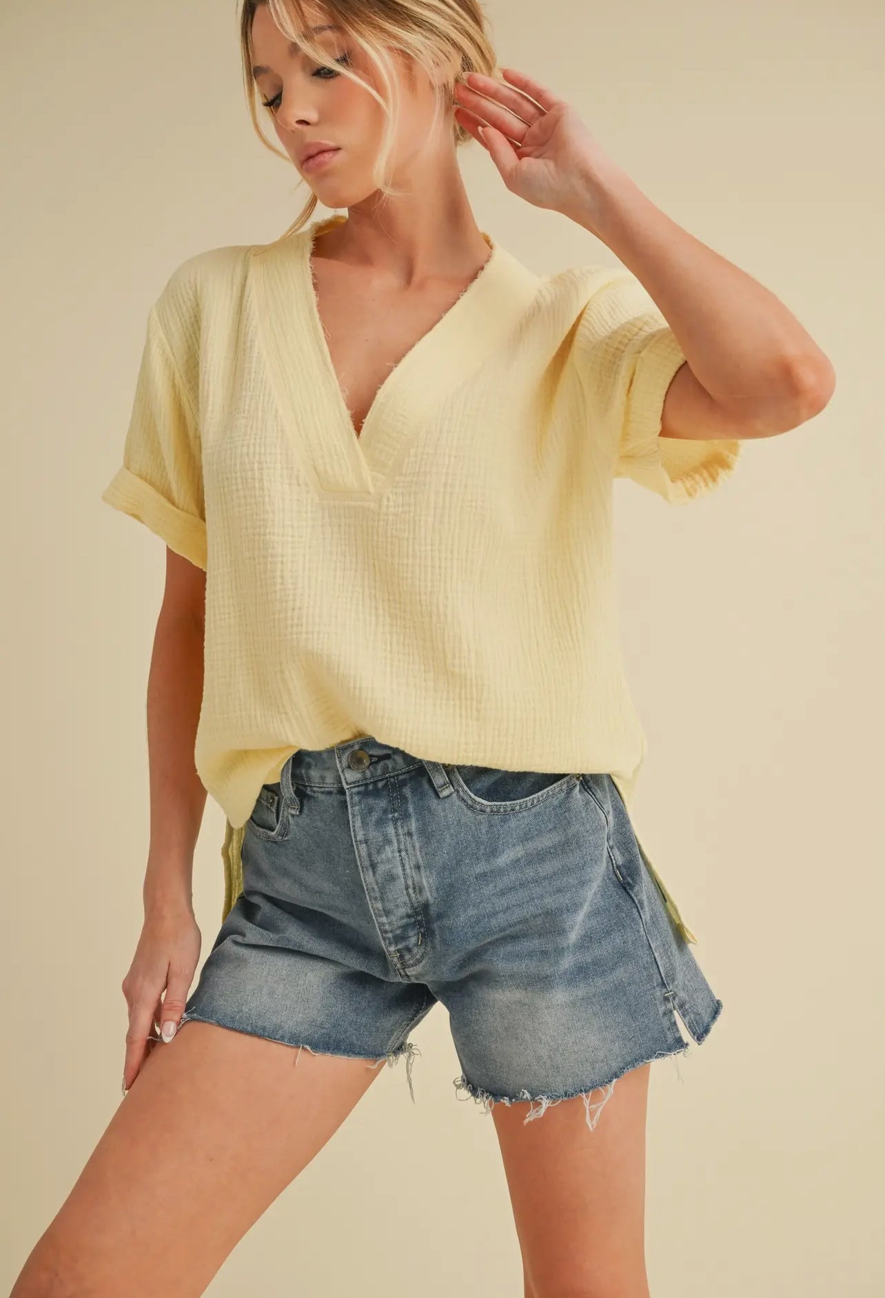 Aemi Muslin Top