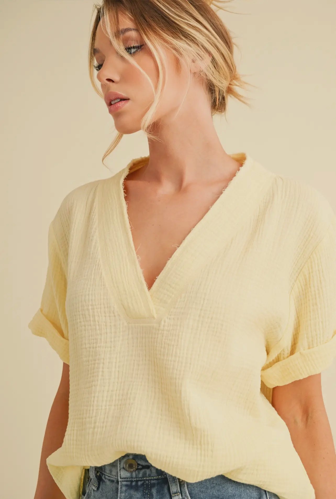 Aemi Muslin Top